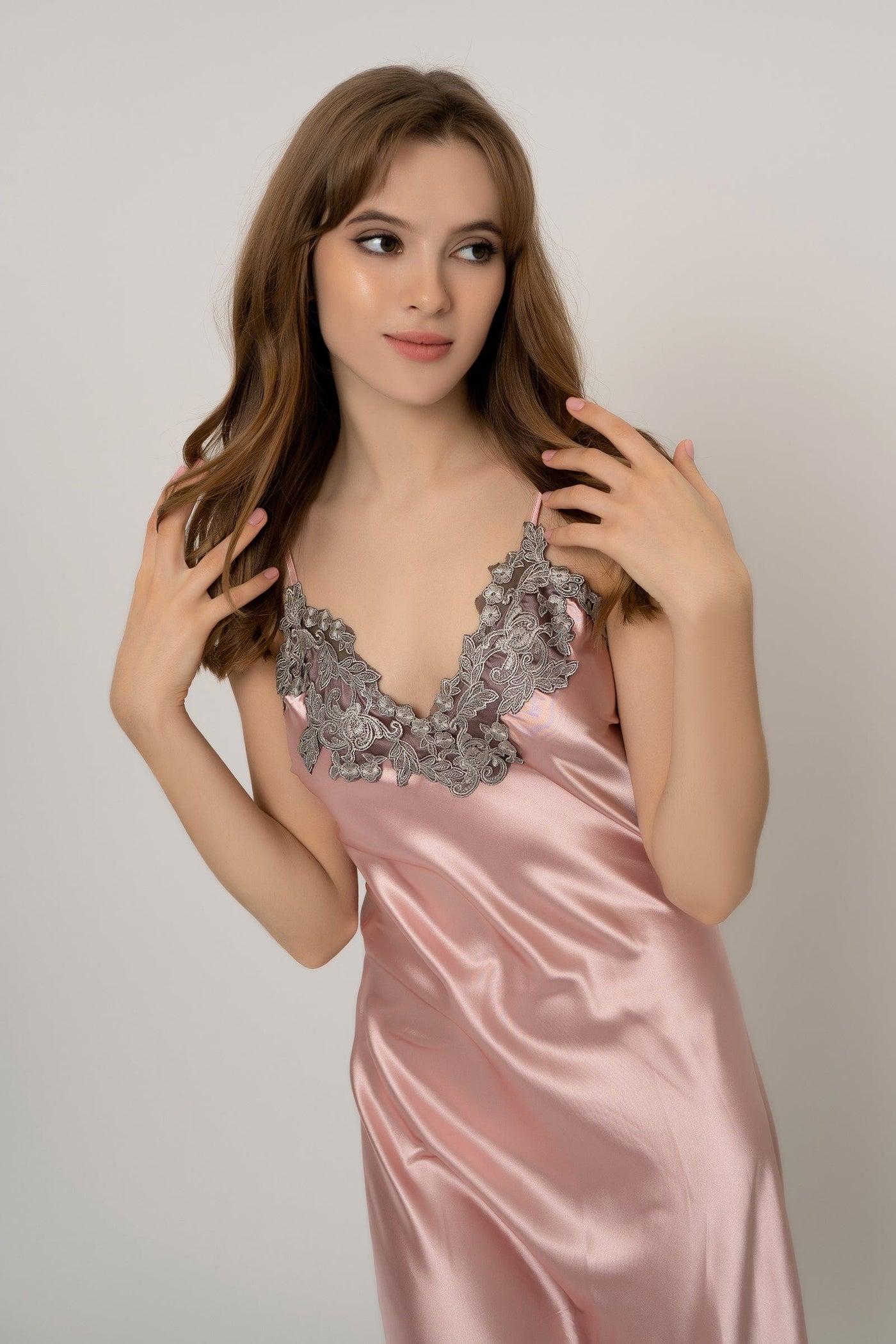 Oriane Nightgown-Pink